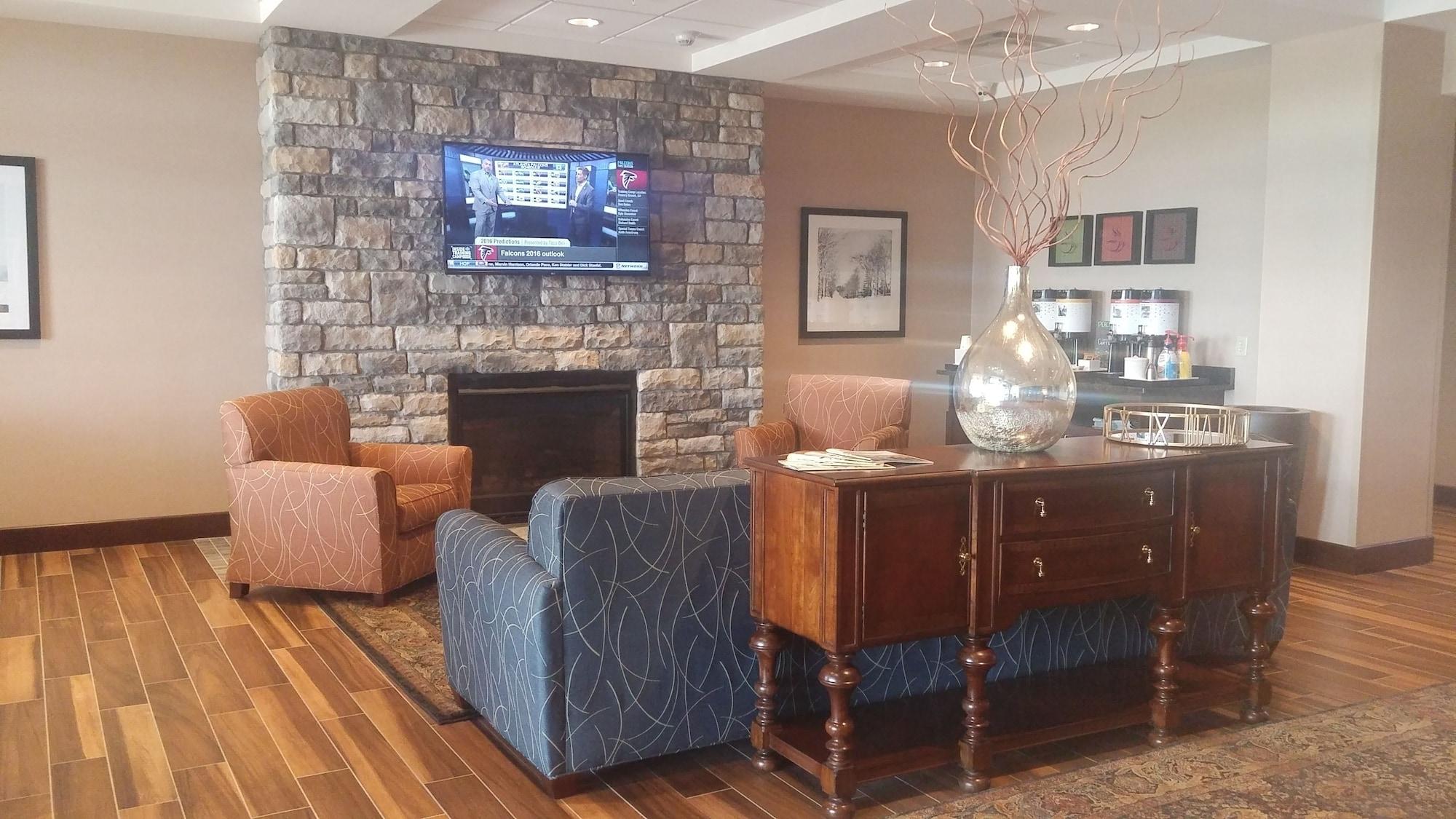 Hampton Inn & Suites Cazenovia, Ny Екстериор снимка
