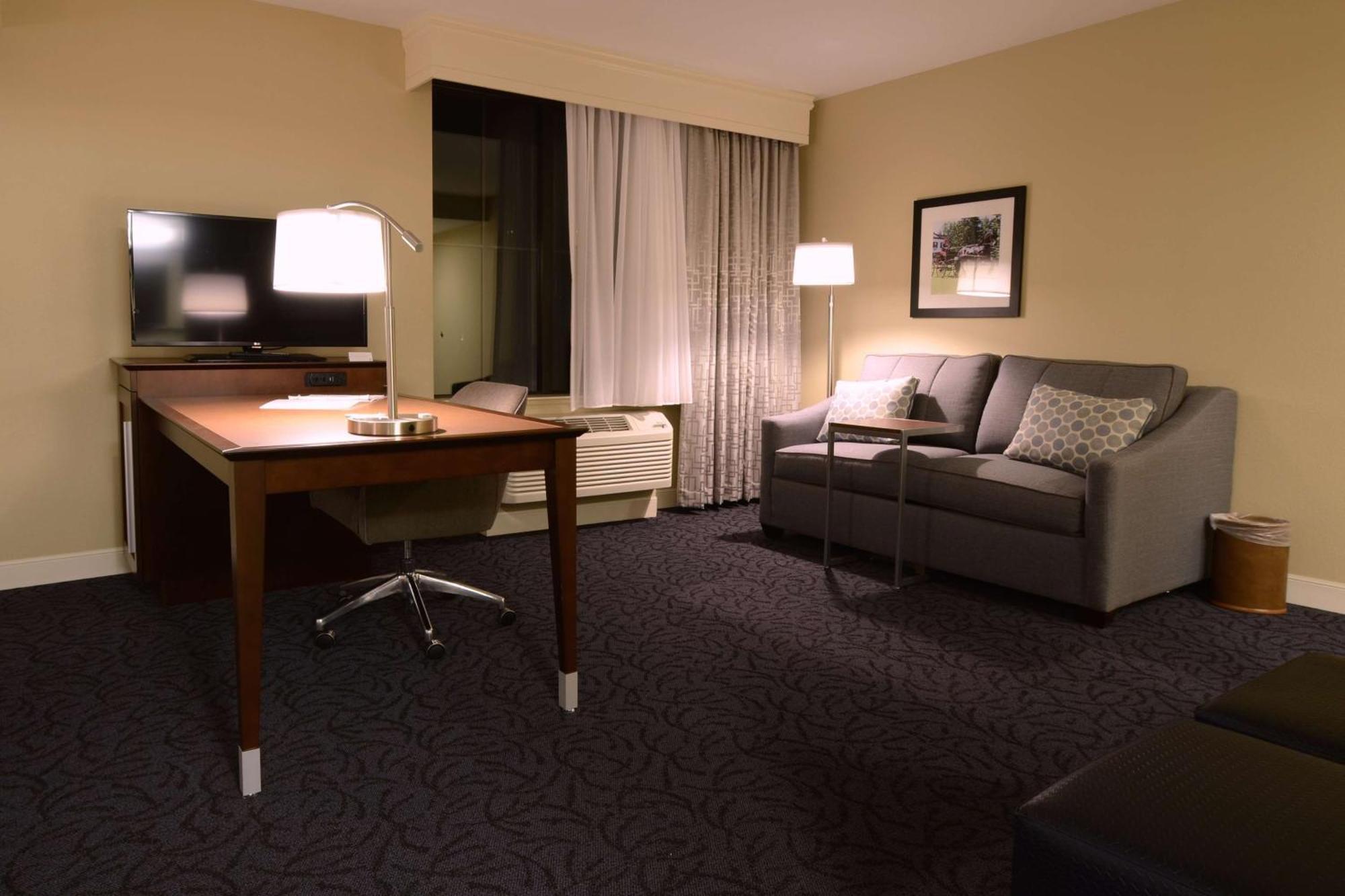 Hampton Inn & Suites Cazenovia, Ny Екстериор снимка