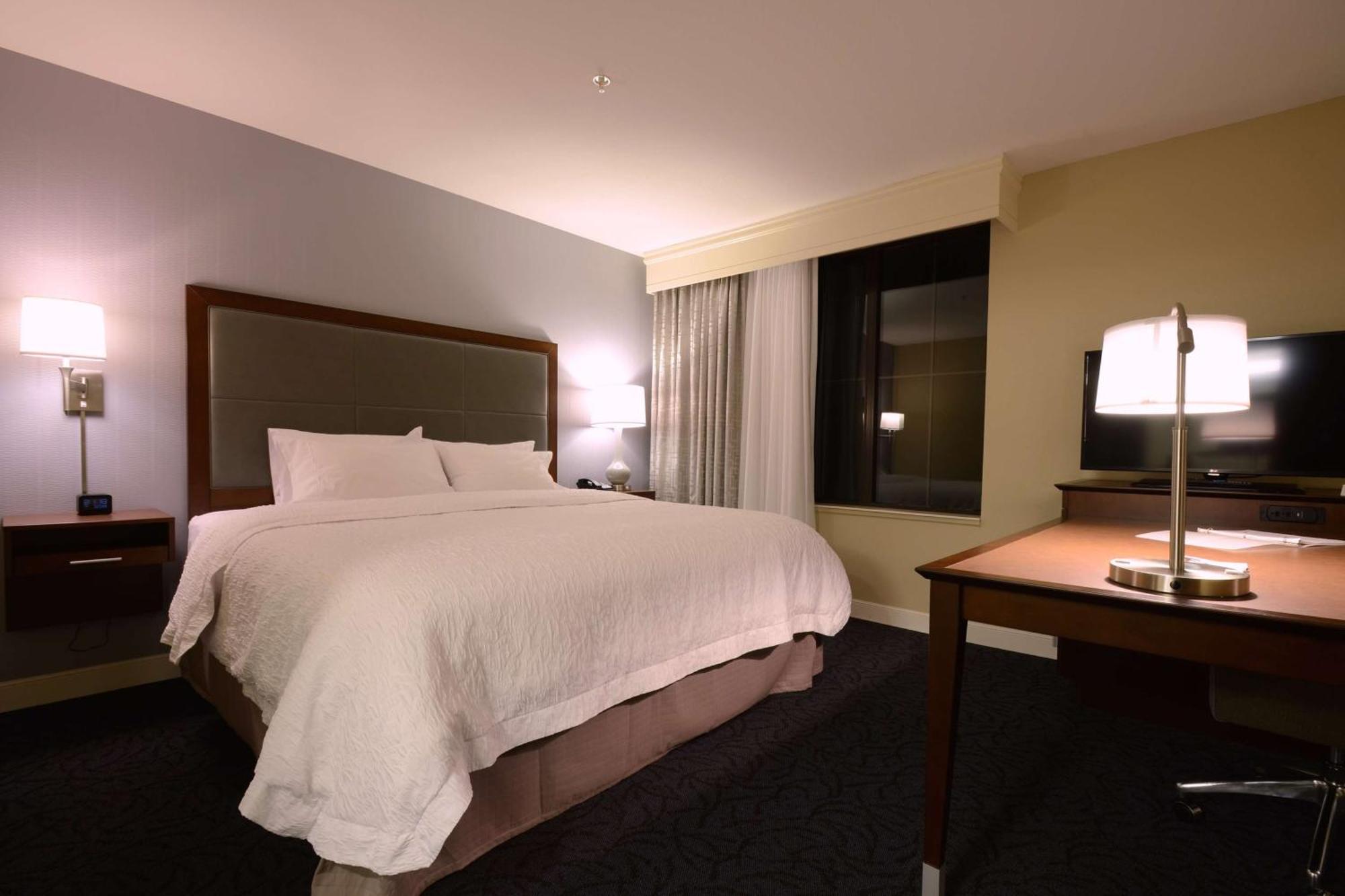 Hampton Inn & Suites Cazenovia, Ny Екстериор снимка