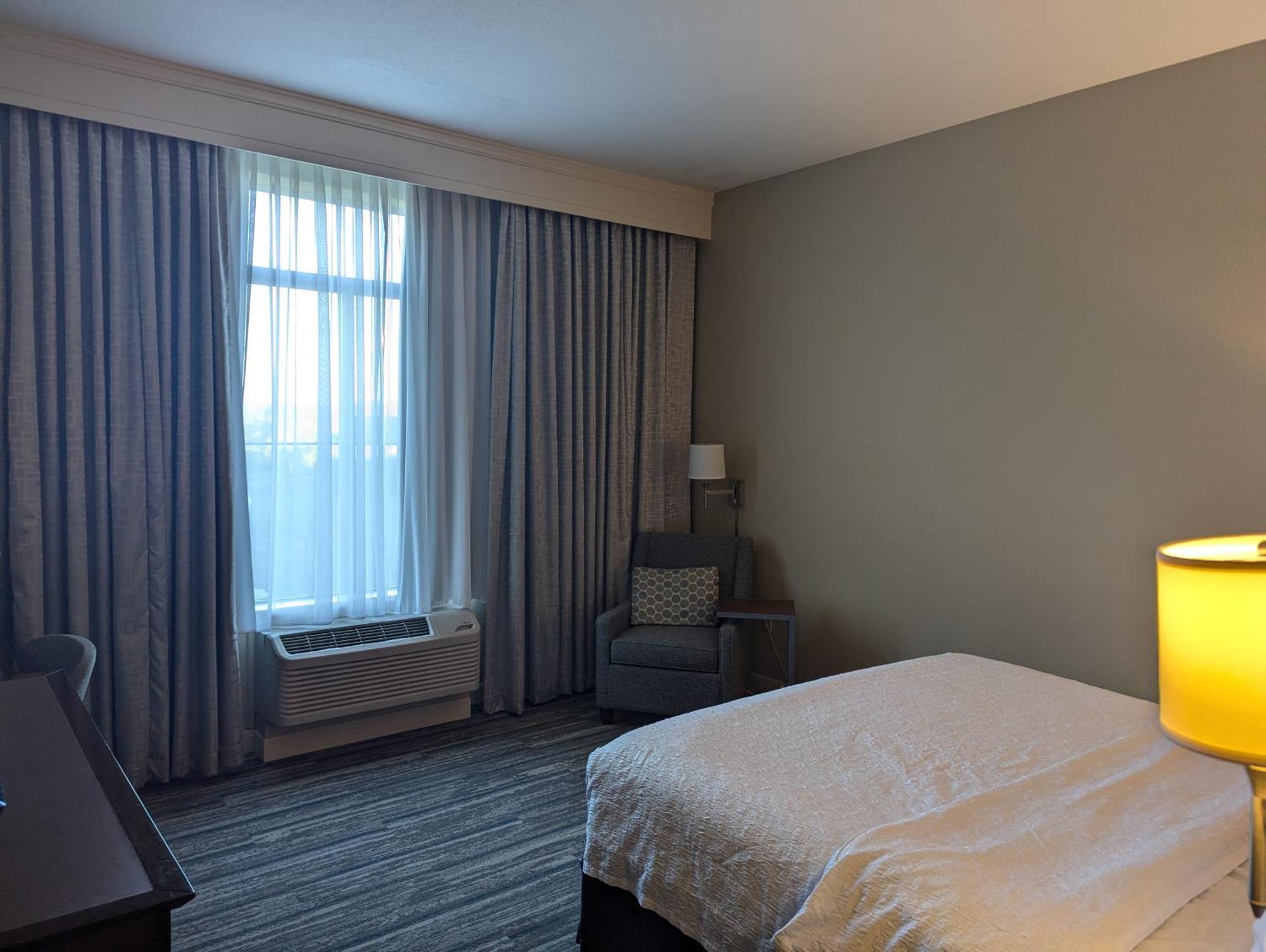 Hampton Inn & Suites Cazenovia, Ny Екстериор снимка