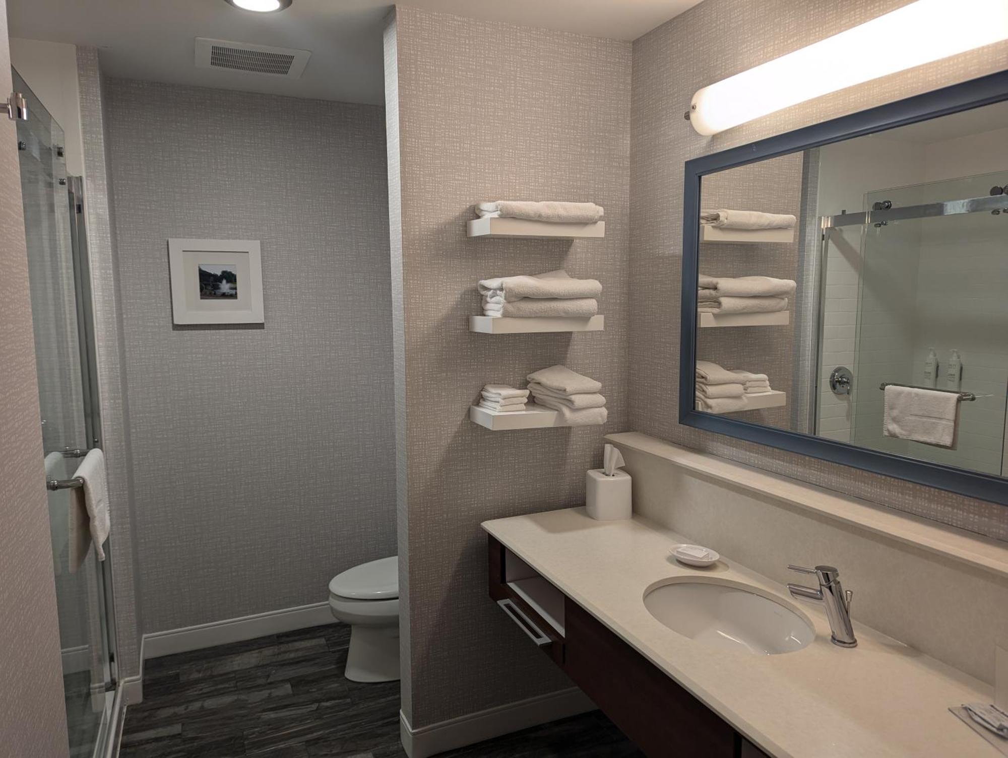 Hampton Inn & Suites Cazenovia, Ny Екстериор снимка
