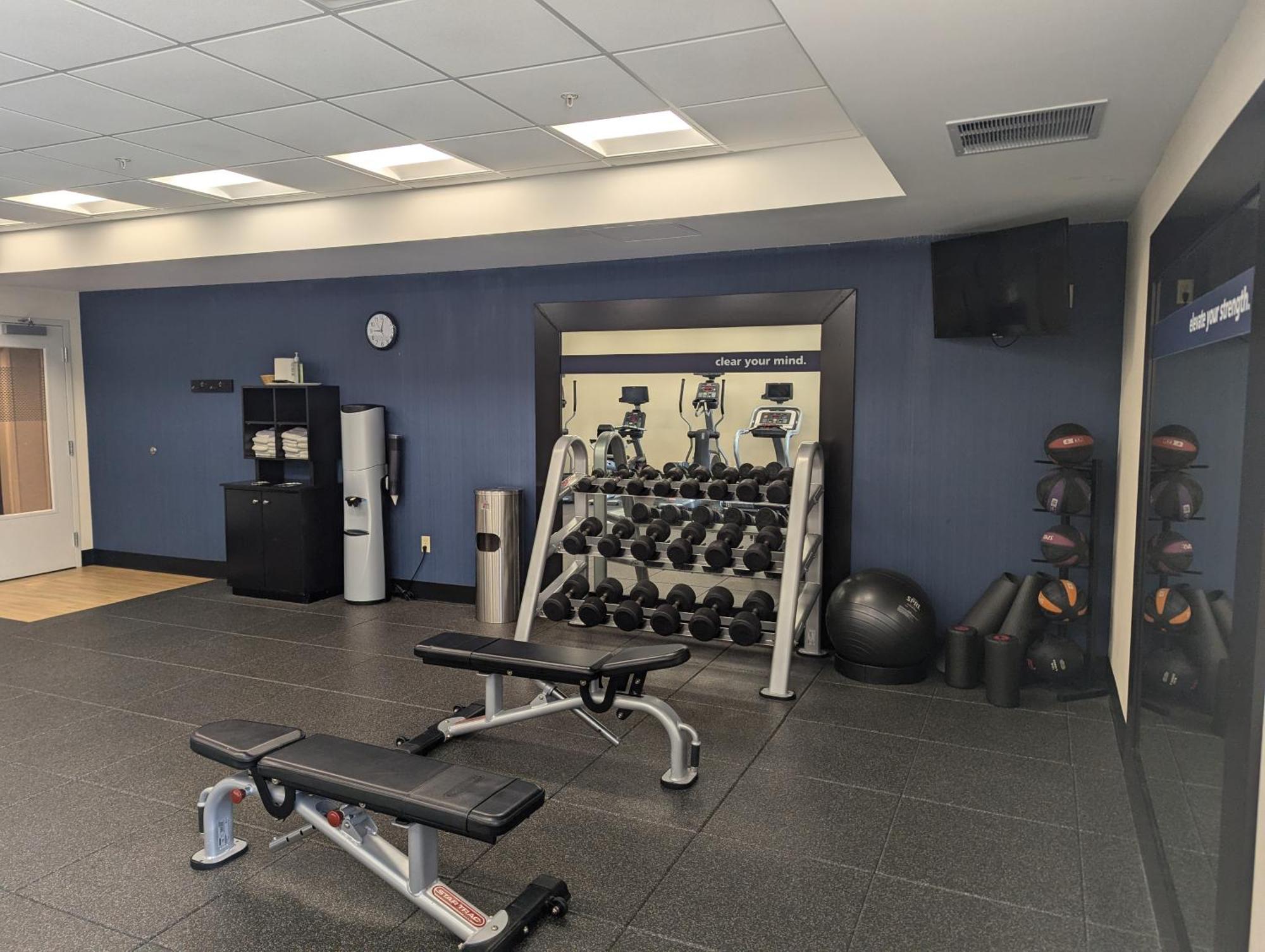 Hampton Inn & Suites Cazenovia, Ny Екстериор снимка