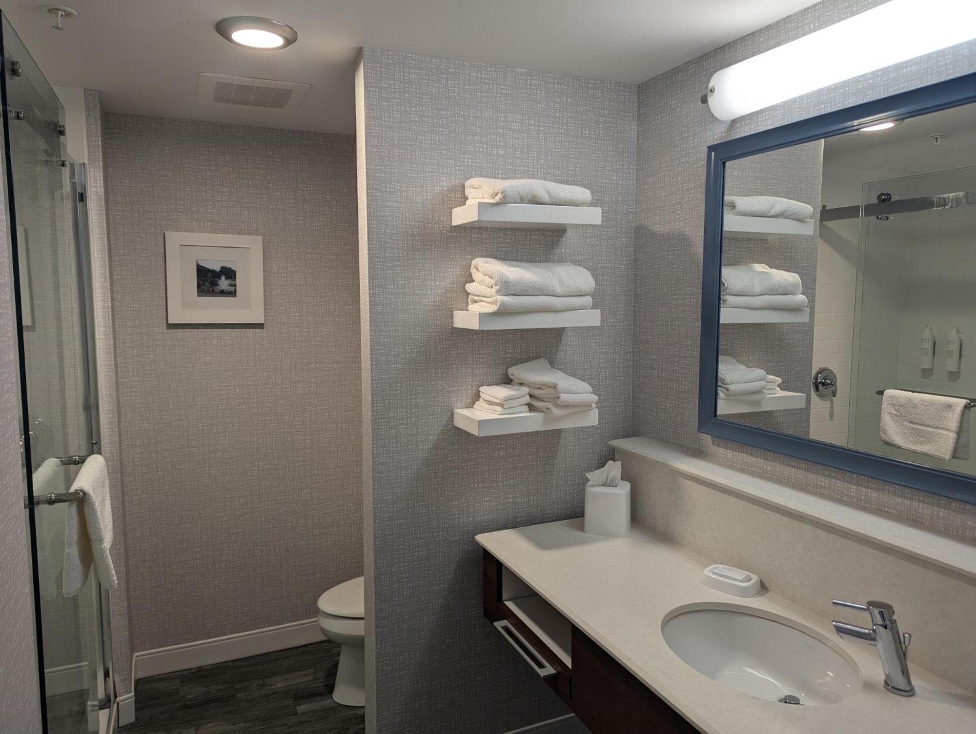 Hampton Inn & Suites Cazenovia, Ny Екстериор снимка