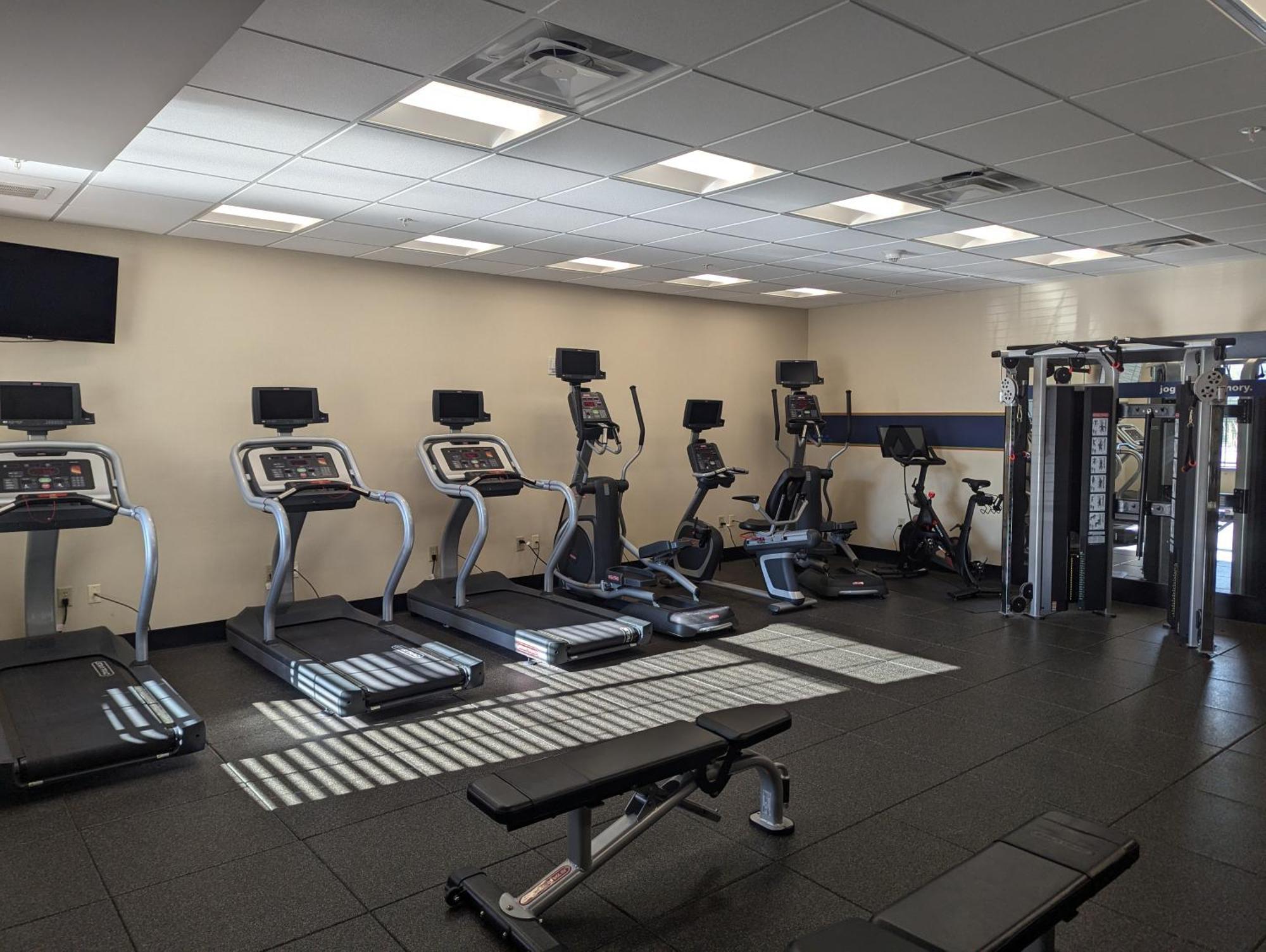 Hampton Inn & Suites Cazenovia, Ny Екстериор снимка