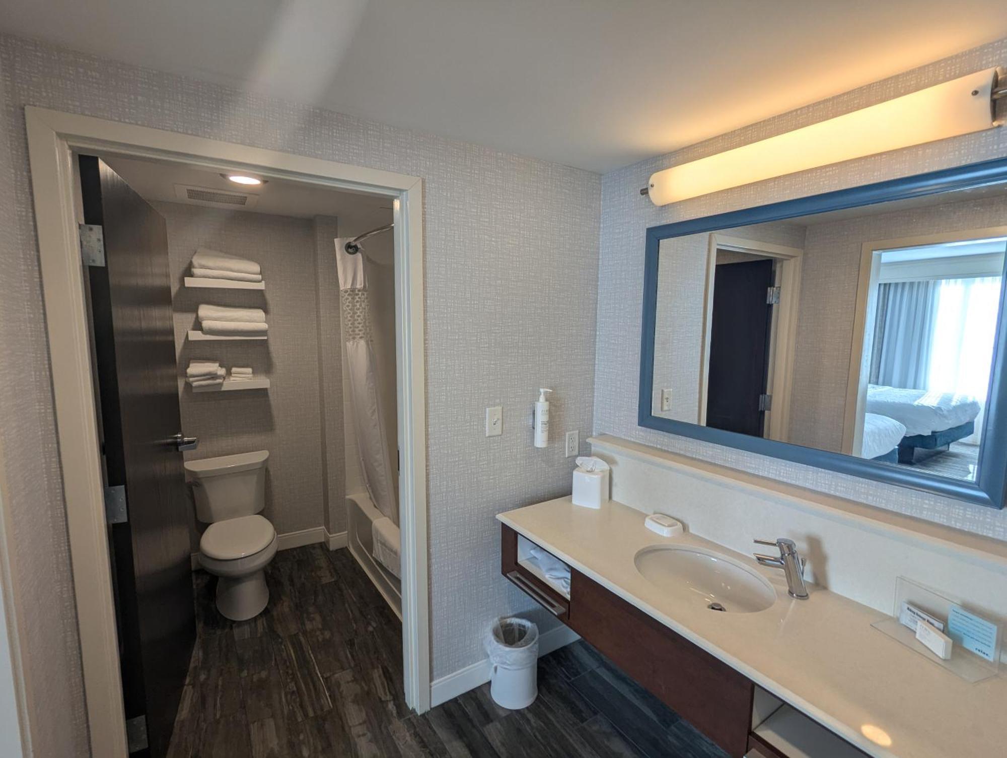 Hampton Inn & Suites Cazenovia, Ny Екстериор снимка